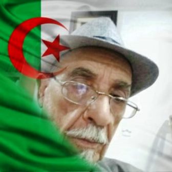 الناقد الجزائري علاوة وهبي