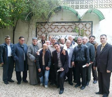 صور تذكارية في مقر اتحاد الكتاب العرب في حماة 2012 