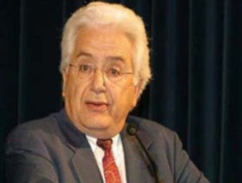 وفاة المفكر والأكاديمي الجزائري محمد أركون  