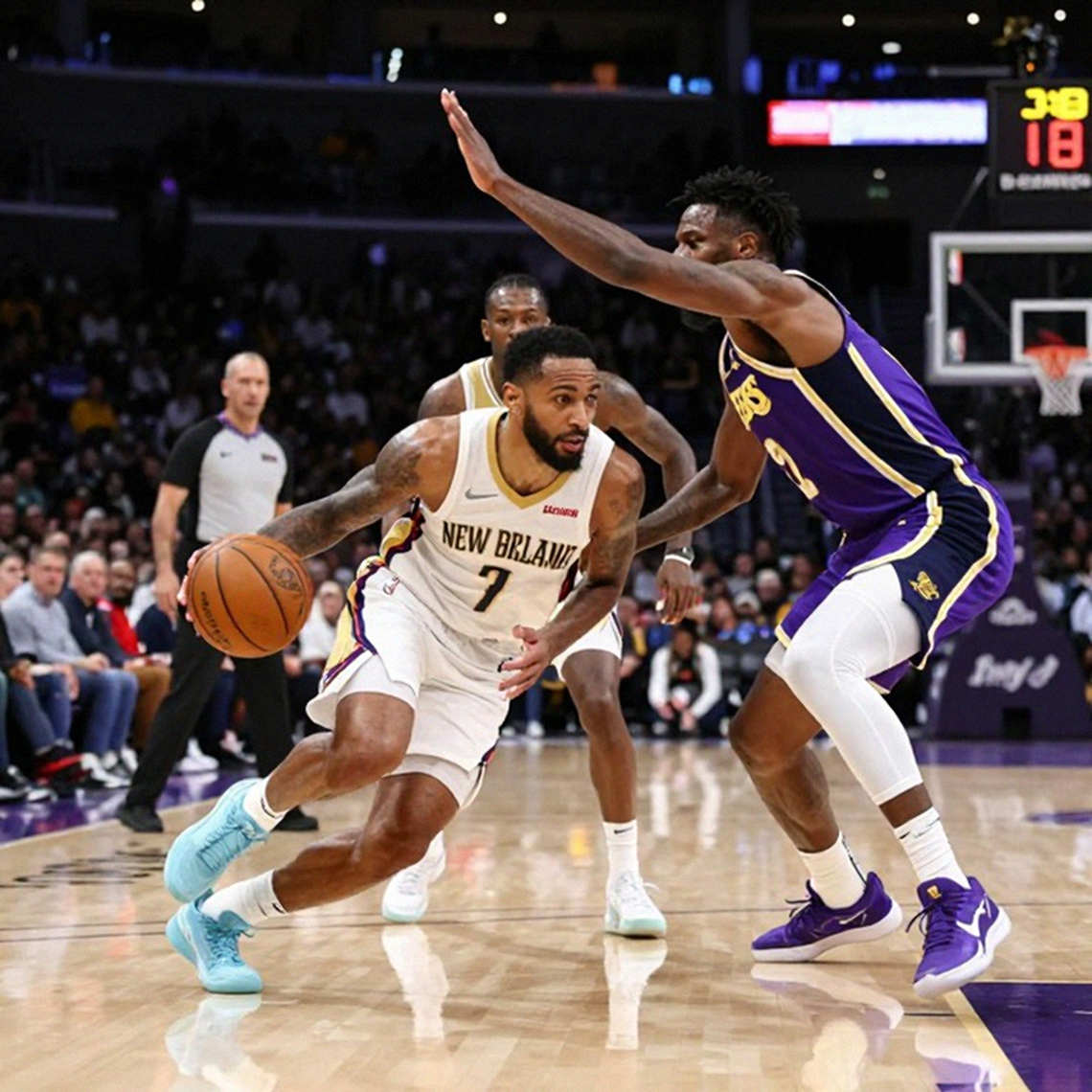 Doanh thu NBA 14,5 tỷ USD: khoảng lặng 4 tỷ giữa bảng tin và trần lương