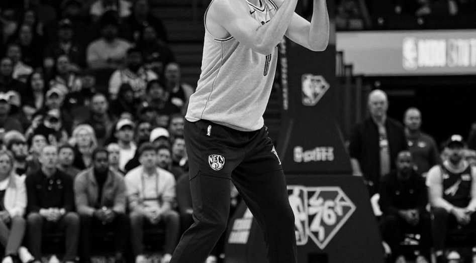 Dallas Mavericks và bài toán 15 suất: Dwight Powell ở lại, ba cái tên trẻ bị đặt lên bàn cân