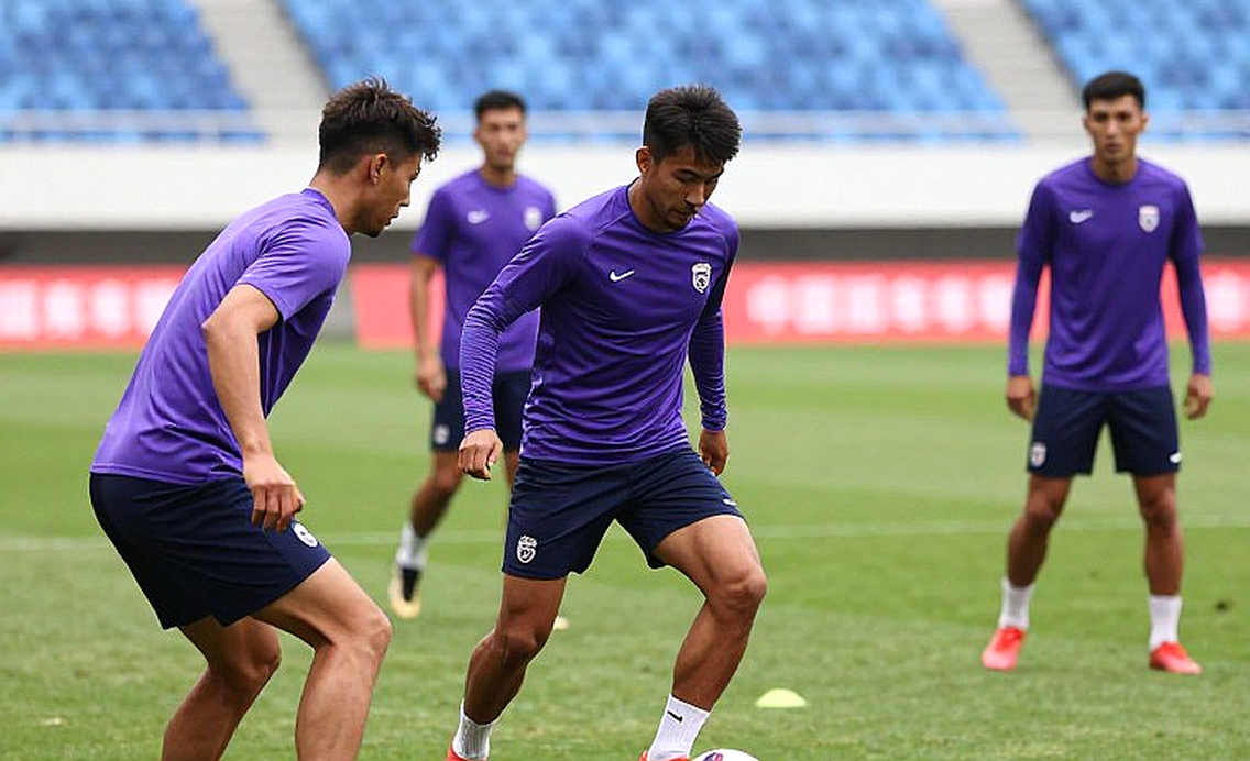 Cristiano Ronaldo, cột mốc 1.000 bàn và cuộc đổi ngôi ở đội tuyển Bồ Đào Nha Cristiano Ronaldo, cột mốc 1.000 bàn và cuộc đổi ngôi ở đội tuyển Bồ Đào Nha