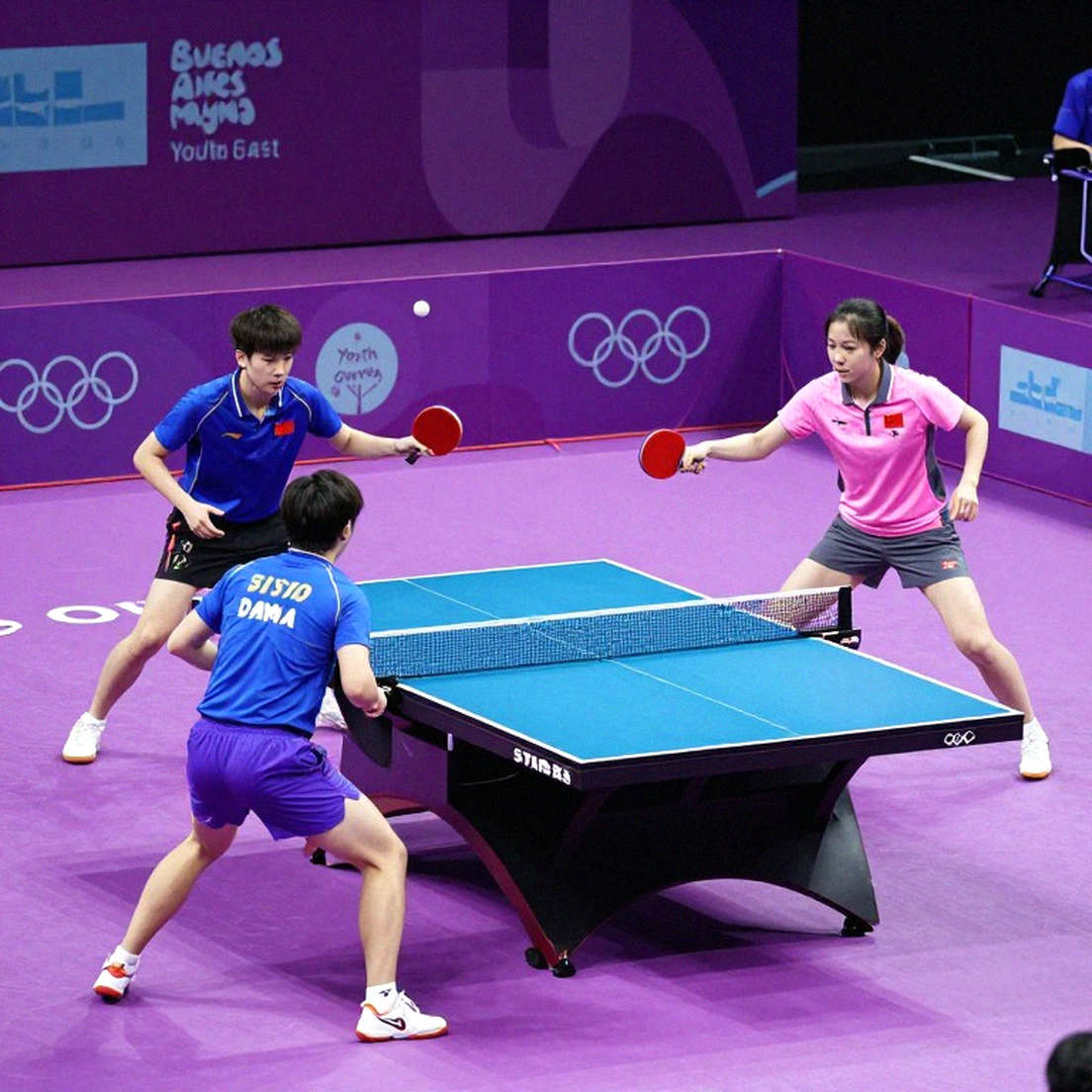 Sheffield đón thế giới trở lại: Bên trong cỗ máy đào tạo tuổi 12 của ITTF