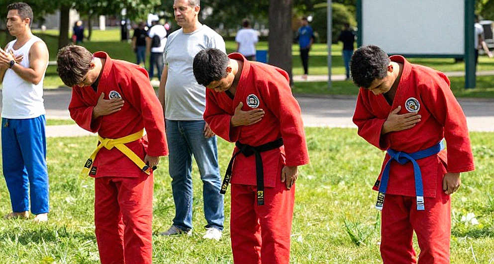 16-0 và một chỗ trống: vì sao UFC để Farid Basharat ra đi