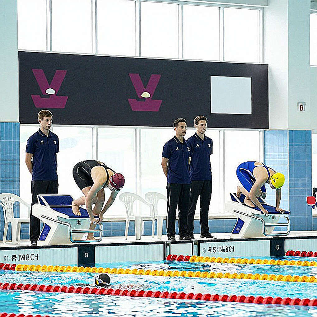 College Swimming League và phép thử bán vé của bơi lội học đường Mỹ College Swimming League và phép thử bán vé của bơi lội học đường Mỹ