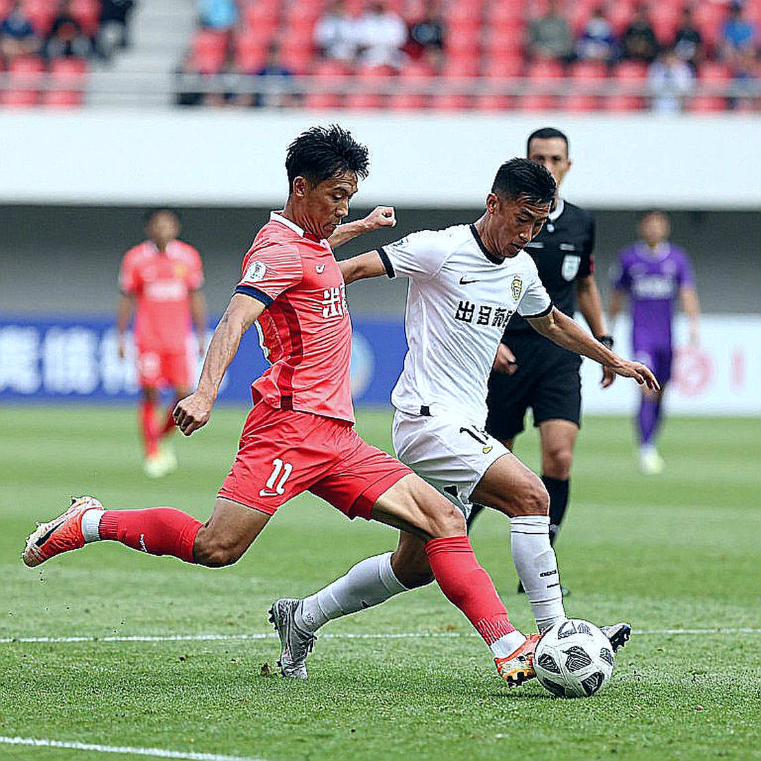 Phân tích dữ liệu: Vì sao tuyển Việt Nam thống trị AFF Cup 2026 dù chỉ sở hữu 42% thời lượng kiểm soát bóng? Phân tích dữ liệu: Vì sao tuyển Việt Nam thống trị AFF Cup 2026 dù chỉ sở hữu 42% thời lượng kiểm soát bóng?