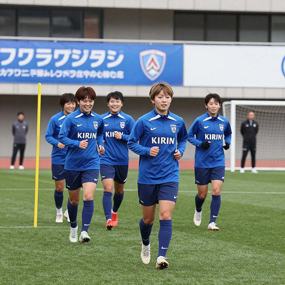 Trận hòa Leeds của MU: mười sáu phút dẫn bàn và một chữ 'đoàn kết' chưa được kiểm chứng