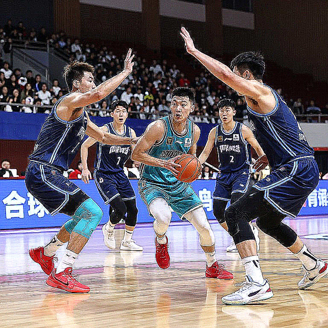 V.League 1 và khoảng trống bằng chứng: bóng đá Việt Nam cần một lớp dữ liệu kiểm chứng được