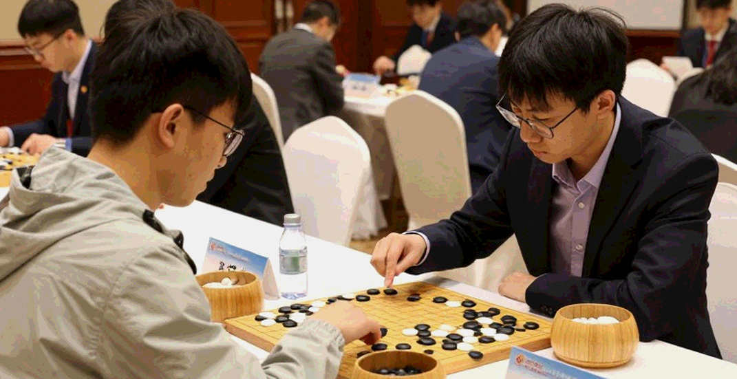 Bán một quân tốt để mua một khoảnh khắc khựng lại: Andrew Martin và canh bạc mang tên Elephant Gambit