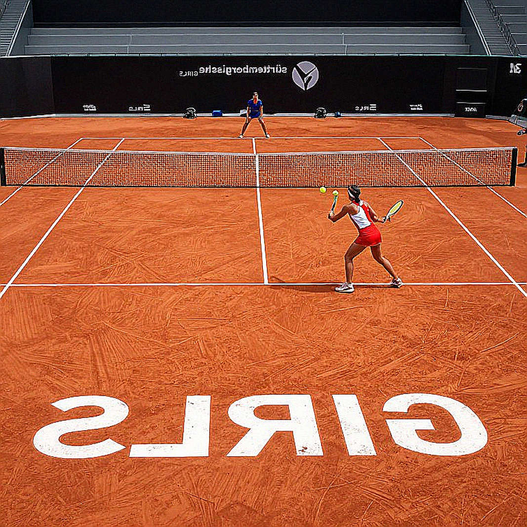 Sân tennis đang mất dần tiếng vợt của những kẻ mộng mơ