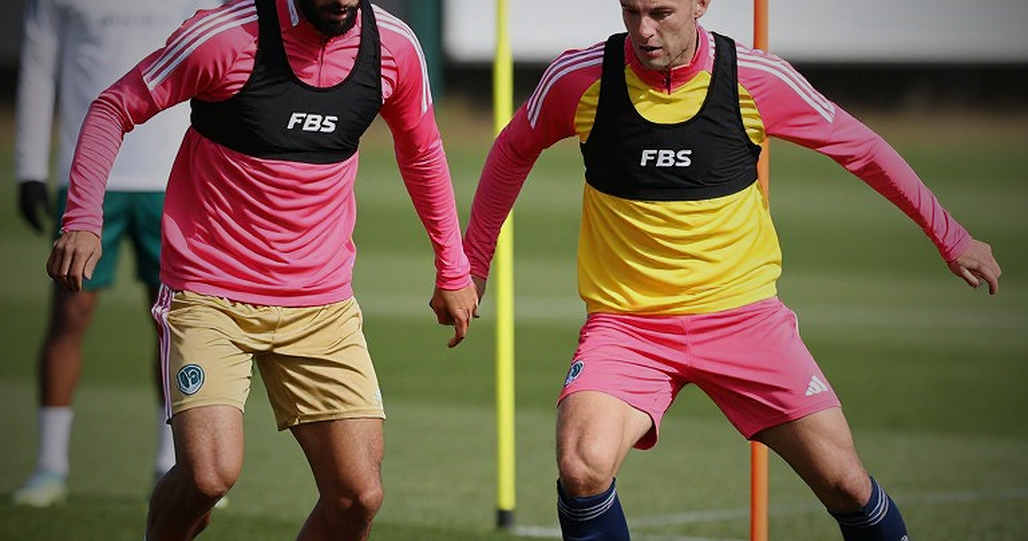 Người gác đền 7,5 triệu bảng và bài kiểm tra mang tên Arsenal: Lằn ranh giữa 'món hời' và 'điểm yếu chết người' Người gác đền 7,5 triệu bảng và bài kiểm tra mang tên Arsenal: Lằn ranh giữa 'món hời' và 'điểm yếu chết người'