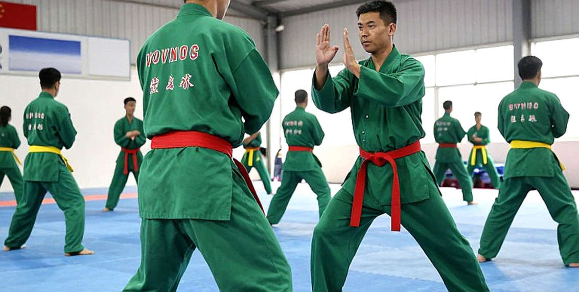 Những chiếc đai không cùng một thước đo: Bản đồ quyền lực MMA toàn cầu Những chiếc đai không cùng một thước đo: Bản đồ quyền lực MMA toàn cầu