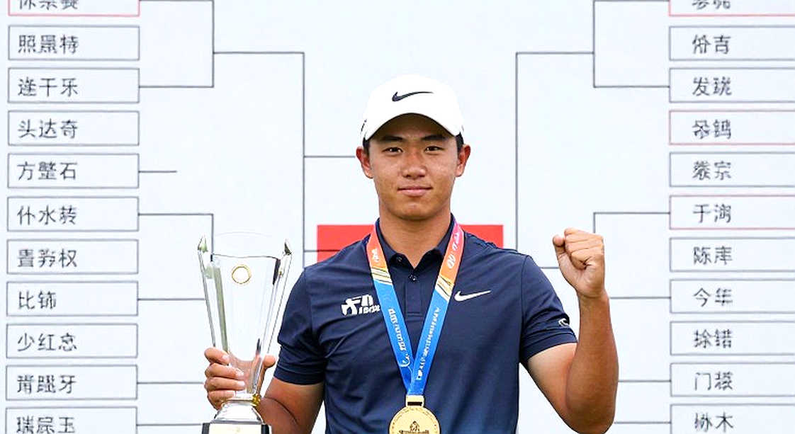 Bob Toski 100 tuổi: Bàn tay, không phải thân thể, và bài học bị bỏ quên của golf hiện đại
