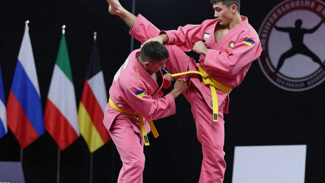 Volkanovski hạ Evloev ở hiệp 2 tại UFC 333: một chiến thắng cần soi gương