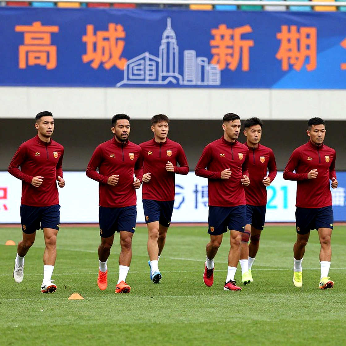 Lê Giang Patrik: 34 tuổi, một khung thành, và khoảng trống dữ liệu Lê Giang Patrik: 34 tuổi, một khung thành, và khoảng trống dữ liệu
